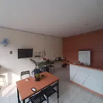 Oyo 93274 Oren Home Bekasi