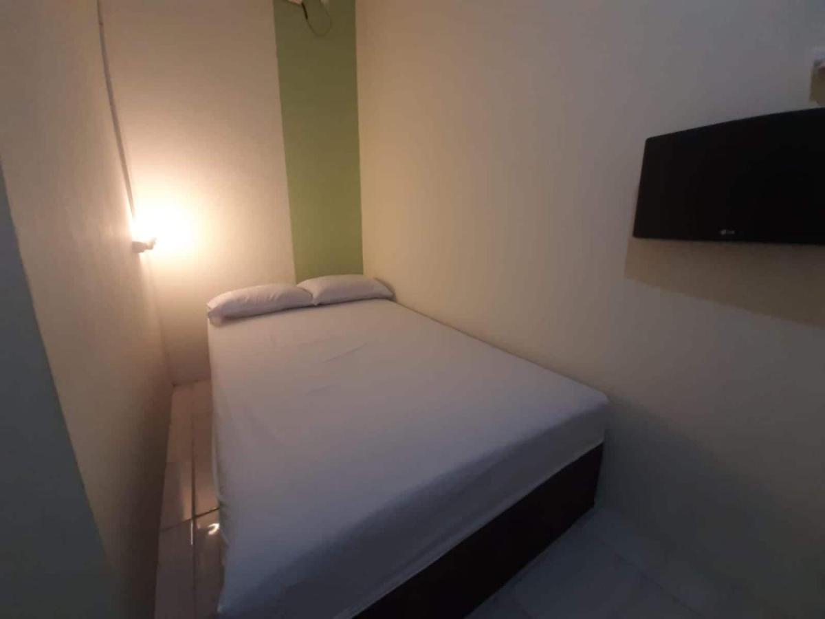 Oyo 93274 Oren Hotel Bekasi