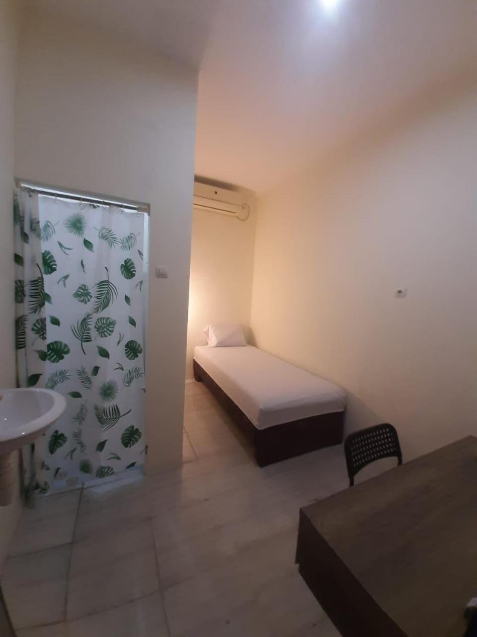 Oyo 93274 Oren Hotel 2*