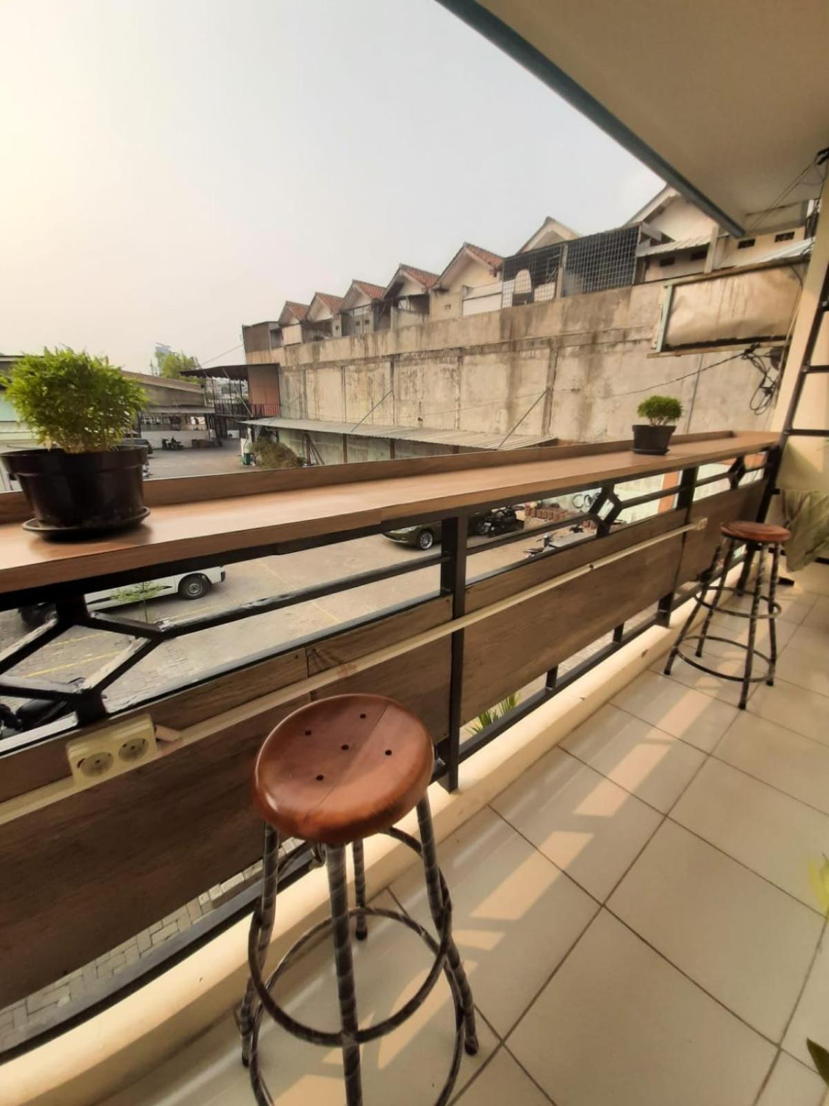Oyo 93274 Oren Hotel