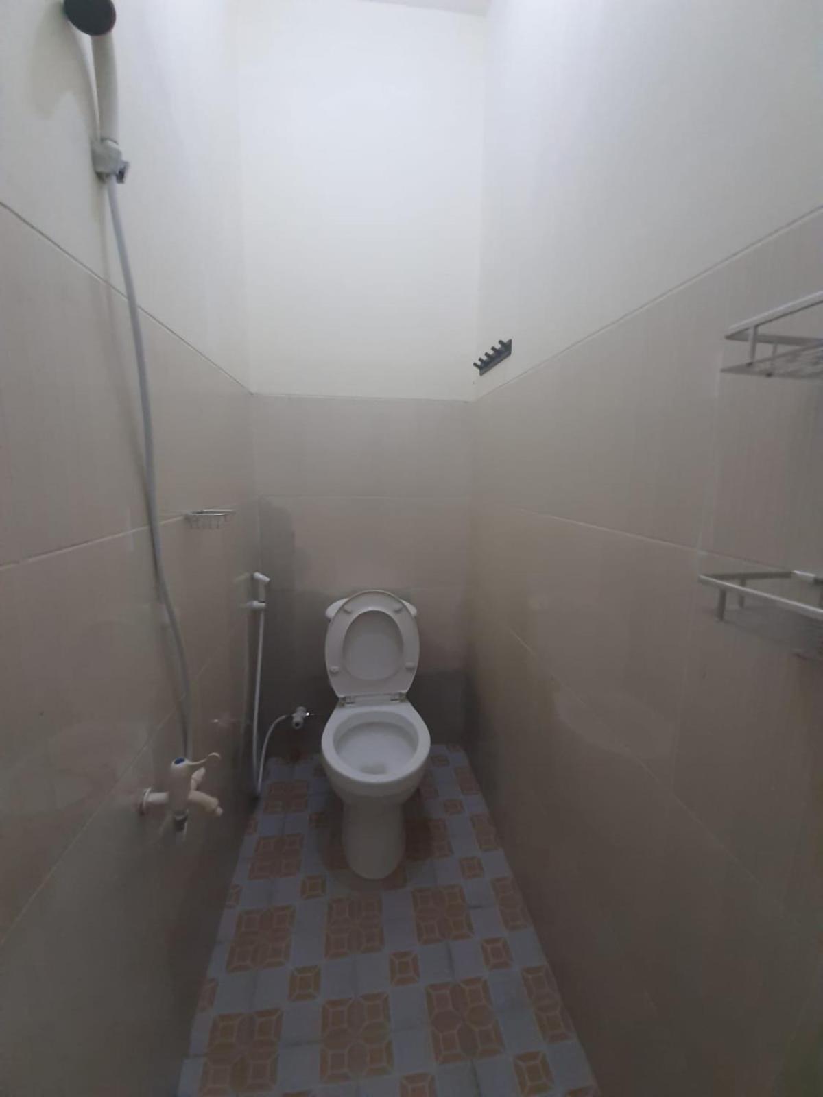 Hotel Oyo 93274 Oren 2*